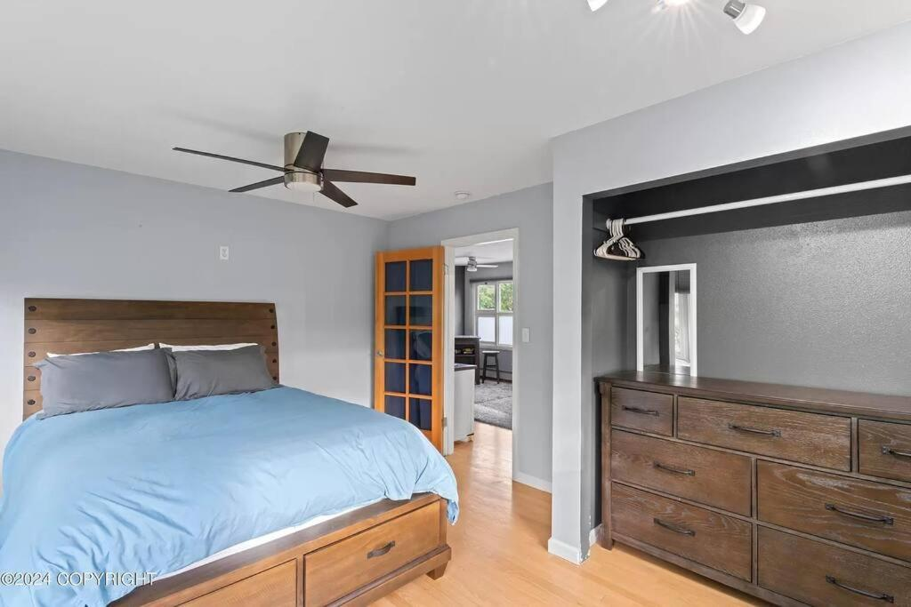 Lower-level private room, Compact But Cozy Too, East 16th Avenue.